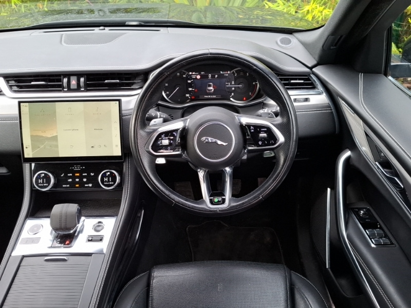 Used Jaguar F-Pace 2021 for sale - 76465040: Photo 7