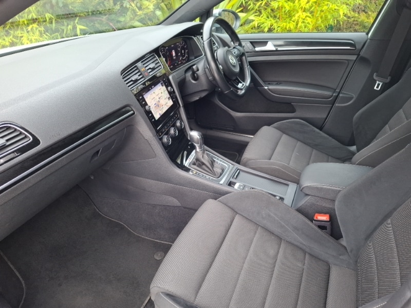 Used Volkswagen Golf 2019 for sale - 77669862: Photo 5