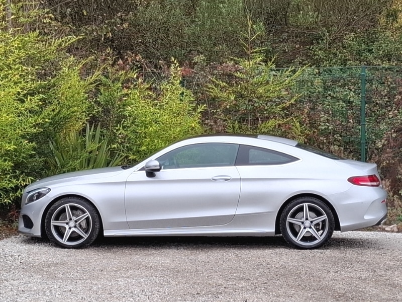 Used Mercedes-Benz C Class 2017 for sale - 76269090: Photo 4
