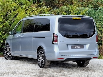 Used Mercedes-Benz V-Class 2025 for sale - 75714639: Photo