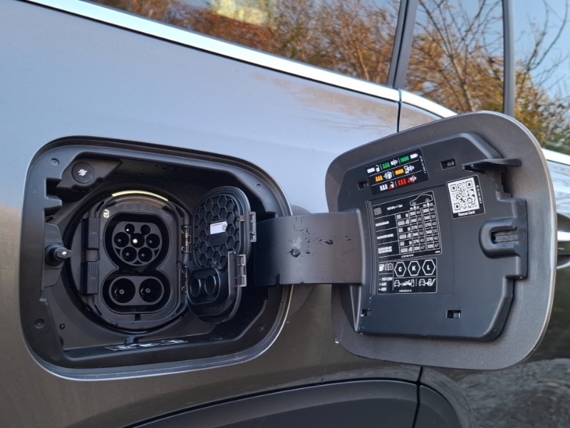 Used Mercedes-Benz EQB 2025 for sale - 76628975: Photo 14