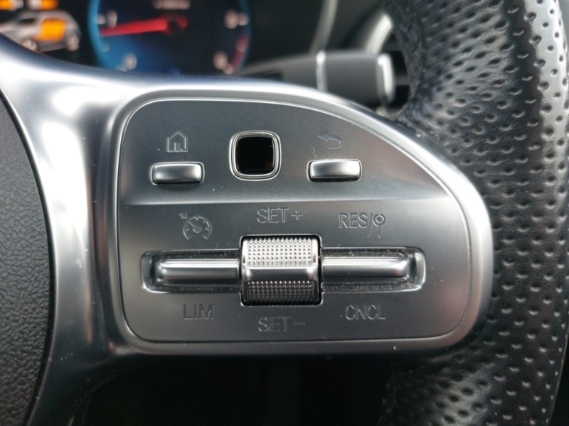 Used Mercedes-Benz GLC 2022 for sale - 77938840: Photo 13