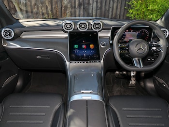 Used Mercedes-Benz GLC 2025 for sale - 76244275: Photo 2