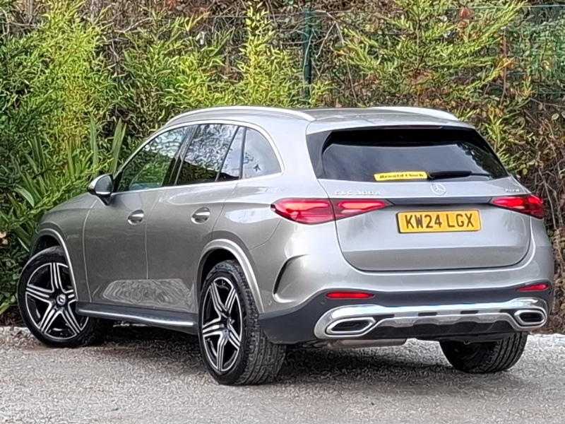 Used Mercedes-Benz GLC 2024 for sale - 76566806: Photo 3