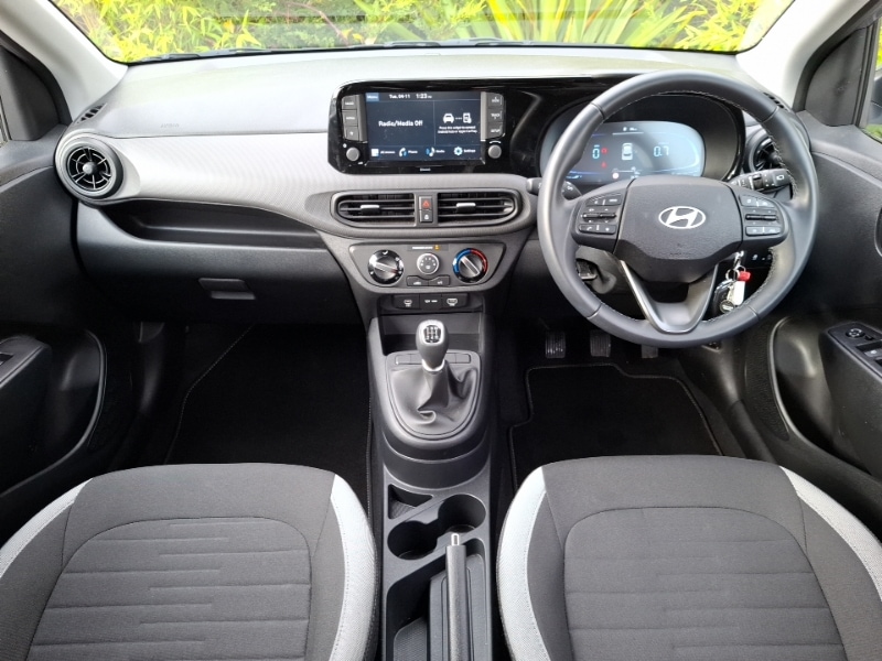 Used Hyundai i10 2024 for sale - 76556508: Photo 2
