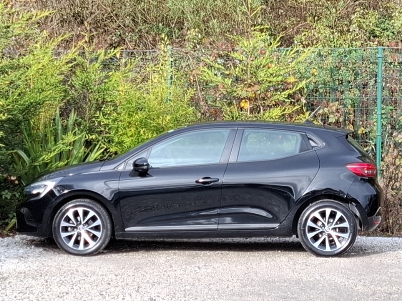 Used Renault Clio 2022 for sale - 76465045: Photo 4