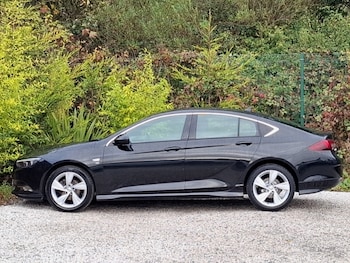 Used Vauxhall Insignia 2019 for sale - 76116452: Photo