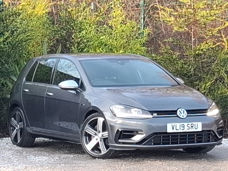 Used Volkswagen Golf 2019 for sale - 77318807: Photo 1