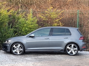 Used Volkswagen Golf 2019 for sale - 77318807: Photo