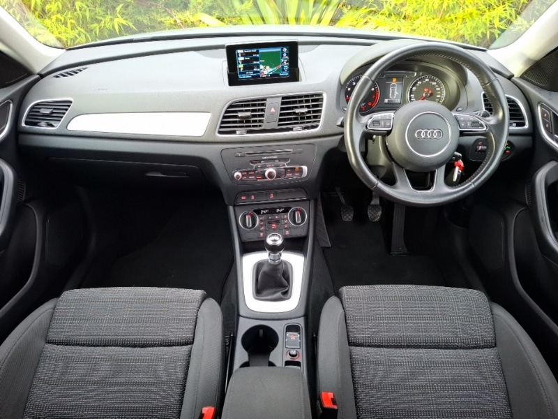 Used Audi Q3 2017 for sale - 77183931: Photo 2