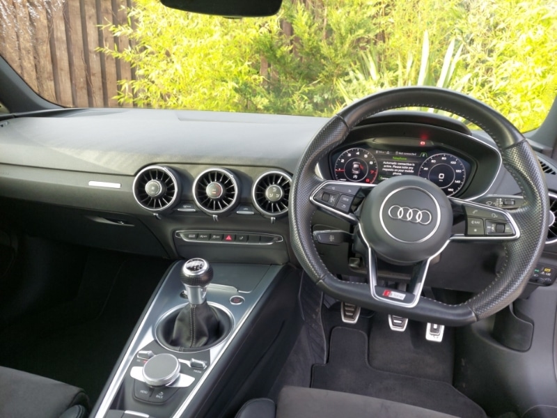 Used Audi TT 2018 for sale - 76779723: Photo 2