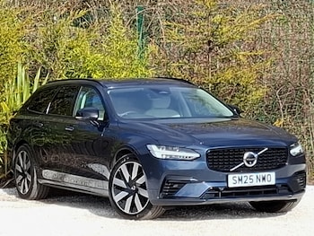 Used Volvo V90 2025 for sale - 78684062: Photo