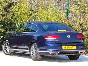Used Volkswagen Passat 2018 for sale - 78906008: Photo