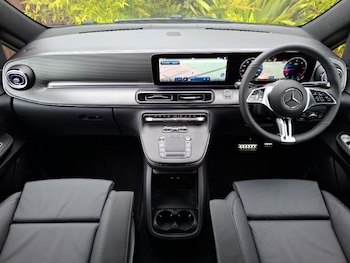 Used Mercedes-Benz V-Class 2025 for sale - 78178705: Photo