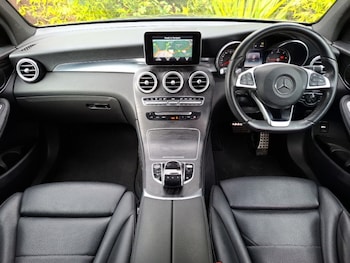 Used Mercedes-Benz GLC 2016 for sale - 76275621: Photo 2