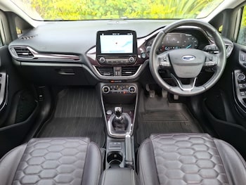 Used Ford Fiesta 2018 for sale - 78952980: Photo