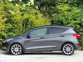 Used Ford Fiesta 2018 for sale - 78952980: Photo