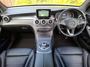 Used Mercedes-Benz GLC 2019 for sale - 78560323: Photo