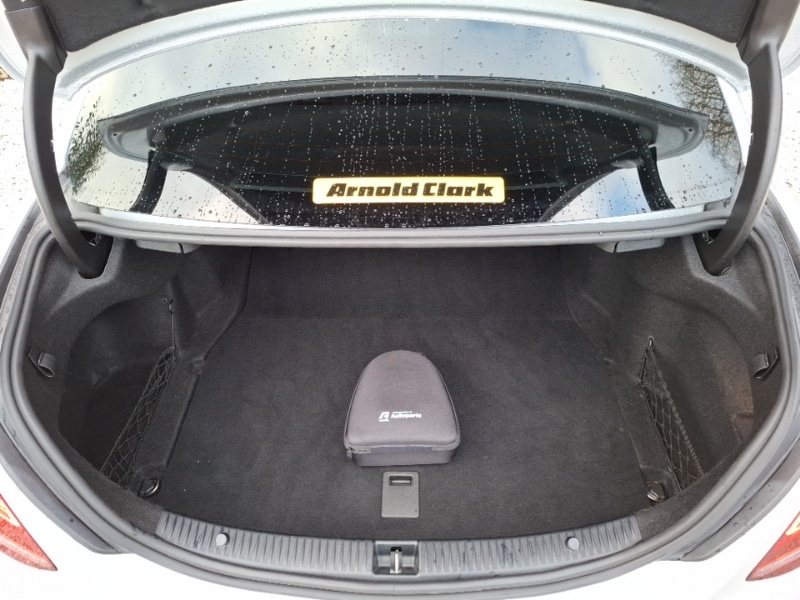 Used Mercedes-Benz C Class 2020 for sale - 77281548: Photo 8