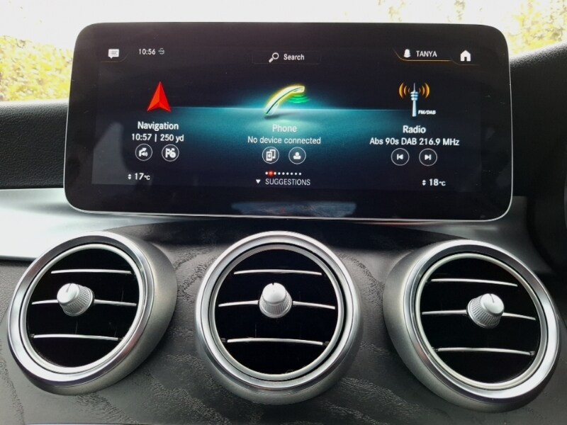 Used Mercedes-Benz GLC 2019 for sale - 77889621: Photo 17