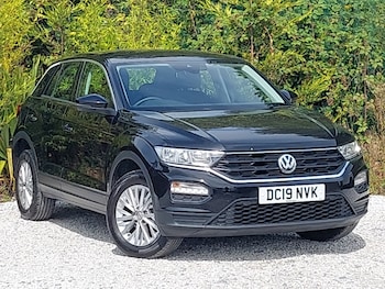 Used Volkswagen T-Roc 2019 for sale - 75550921: Photo