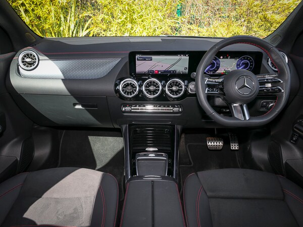 Used Mercedes-Benz EQA 2024 for sale - 75132925: Photo 2