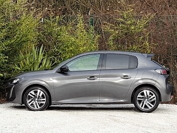 Used Peugeot 208 2023 for sale - 77569137: Photo
