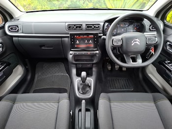 Used Citroen C3 2023 for sale - 76160417: Photo 2