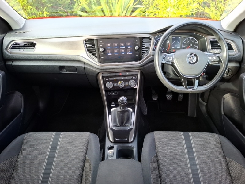 Used Volkswagen T-Roc 2019 for sale - 77209095: Photo 2