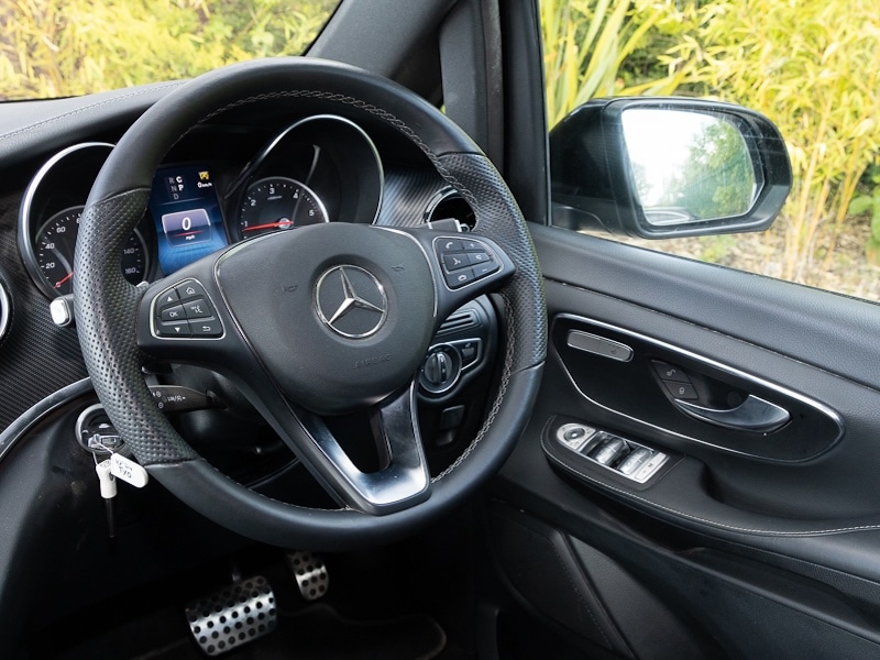 Used Mercedes-Benz V-Class 2024 for sale - 76365582: Photo 12