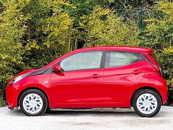 Used Toyota AYGO 2021 for sale - 78669821: Photo