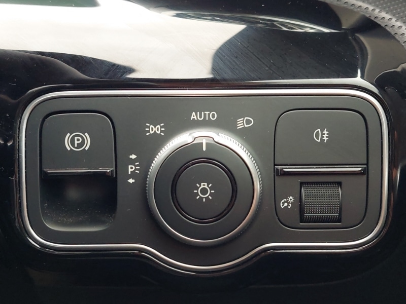 Used Mercedes-Benz A-Class 2023 for sale - 75989176: Photo 16