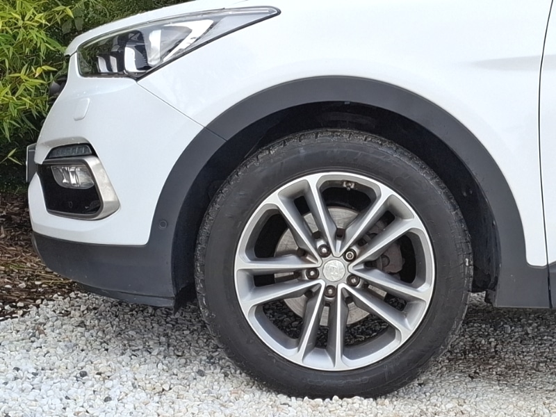 Used Hyundai Santa Fe 2017 for sale - 77908322: Photo 12