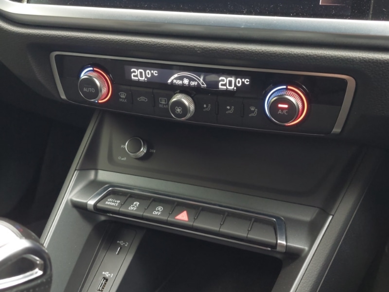 Used Audi Q3 2019 for sale - 76478726: Photo 17