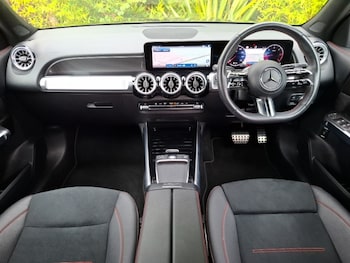 Used Mercedes-Benz GLB 2024 for sale - 75672533: Photo