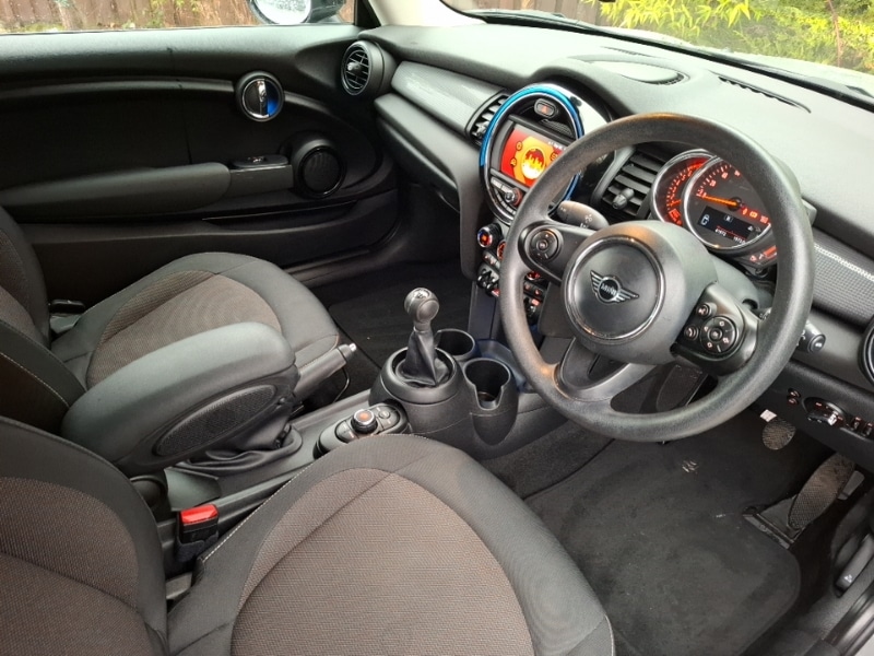 Used MINI Hatch 2019 for sale - 76834465: Photo 10