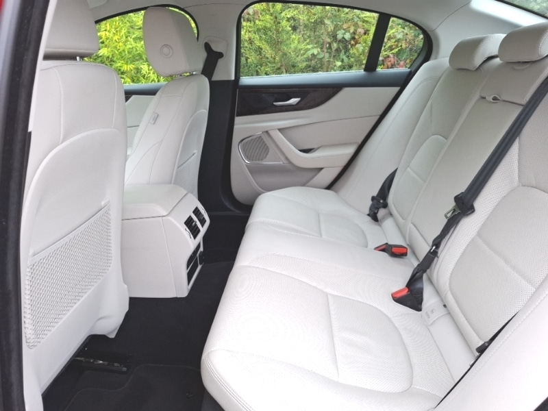 Used Jaguar XE 2021 for sale - 76160483: Photo 6