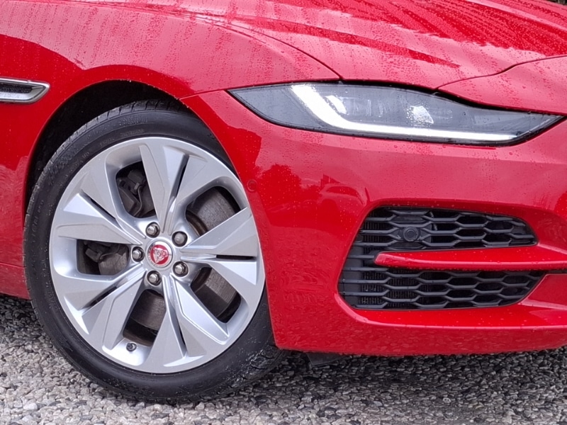 Used Jaguar XE 2021 for sale - 76160483: Photo 9