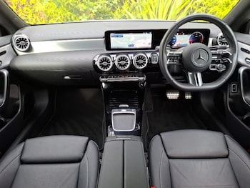 Used Mercedes-Benz CLA 2024 for sale - 76058975: Photo 2