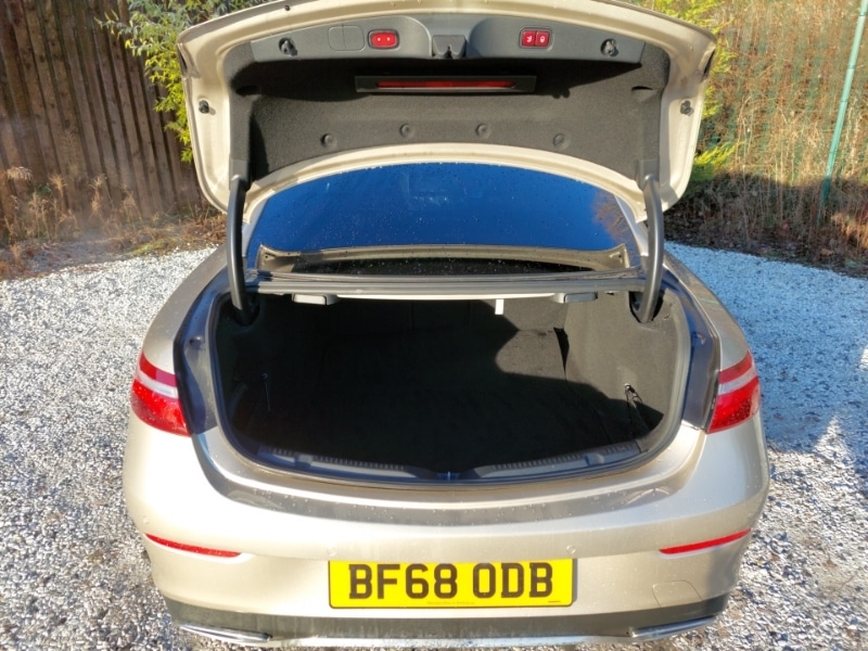 Used Mercedes-Benz E Class 2018 for sale - 77078590: Photo 8