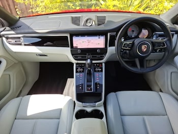 Used Porsche Macan 2021 for sale - 78560124: Photo