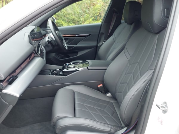 Used BMW i5 2023 for sale - 76254562: Photo 5