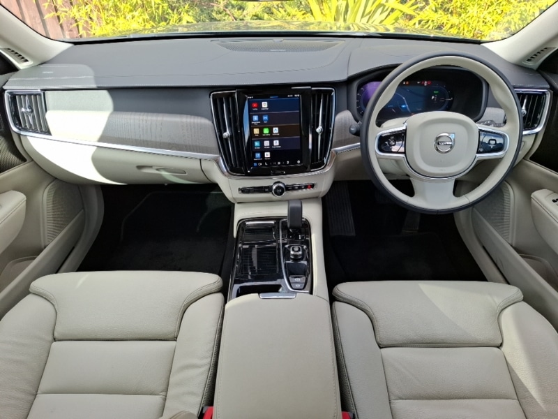 Used Volvo V90 2025 for sale - 78125712: Photo 2