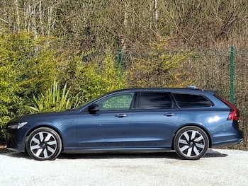 Used Volvo V90 2025 for sale - 78125712: Photo