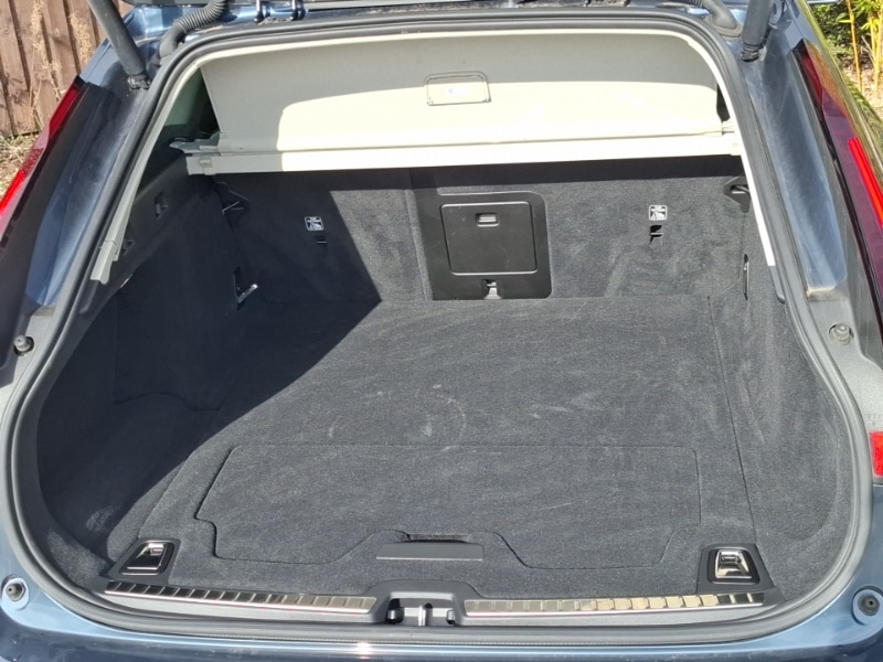 Used Volvo V90 2025 for sale - 78125712: Photo 8