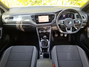Used Volkswagen T-Roc 2022 for sale - 76078744: Photo 2