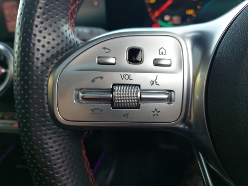 Used Mercedes-Benz EQB 2023 for sale - 76285766: Photo 17