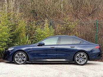 Used BMW 5 Series 2025 for sale - 77704459: Photo