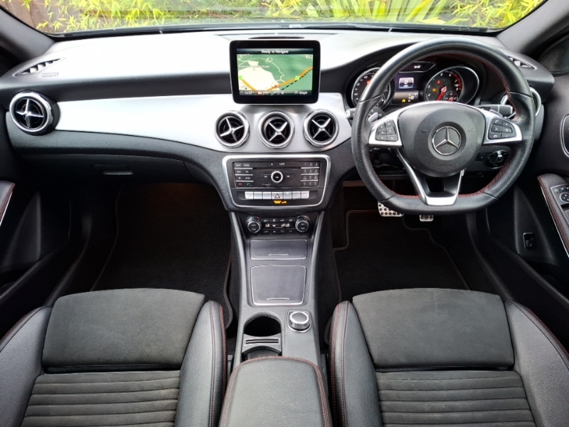 Used Mercedes-Benz GLA 2020 for sale - 77947813: Photo 2