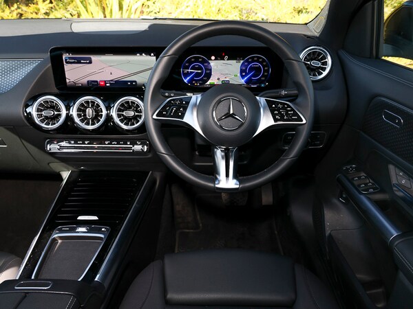 Used Mercedes-Benz EQA 2024 for sale - 74371152: Photo 11